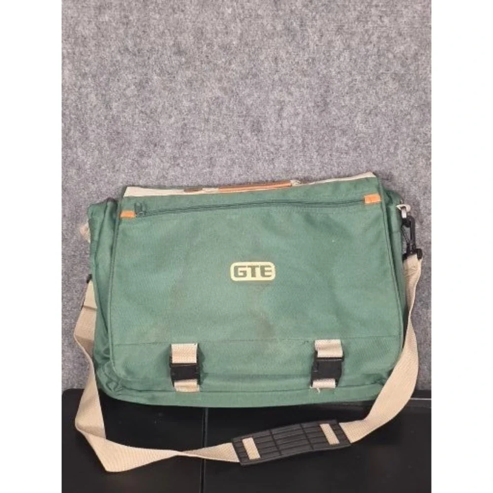 Vintage GTE Green Canvas Messenger‎ Bag Laptop Briefcase Work Commuter Bag 18x13